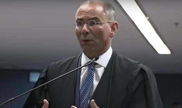 José Luis Oliveira Lima é advogado de Braga Netto